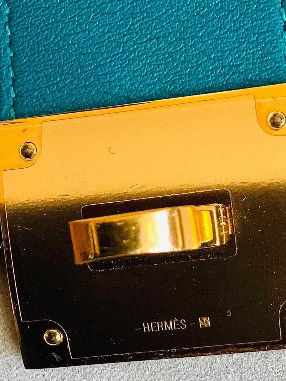 Hermes Turquoise Leather DOG Bracelet with Gold Hardware - Picture 8 of 16